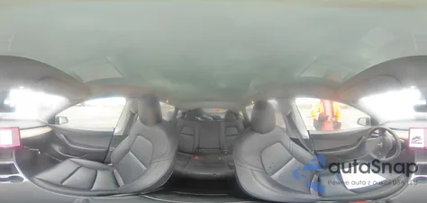 2022 Tesla Model Y z USA, uszkodzony, nr VIN 7SAYGDEE4NF366291